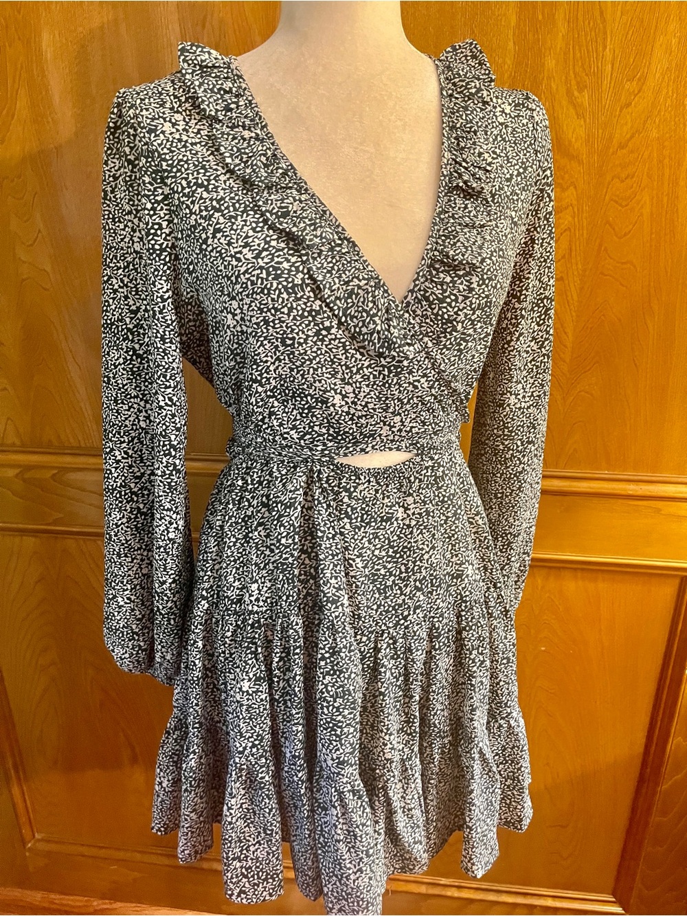 Sz S Vici Green Floral Boho Western Tiered Mini Dress